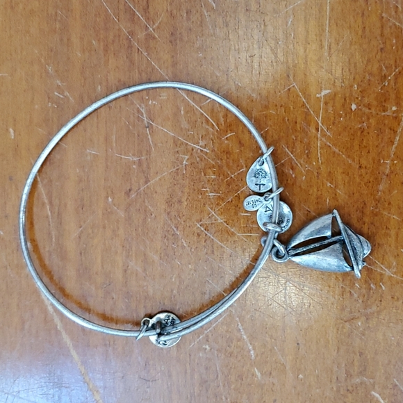 Bundle of 3 Alex & Ani silver bracelets - Picture 3 of 4